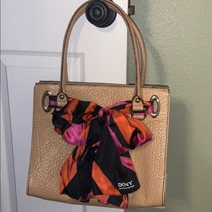 Beautiful DKNY Tote with removable scarf!